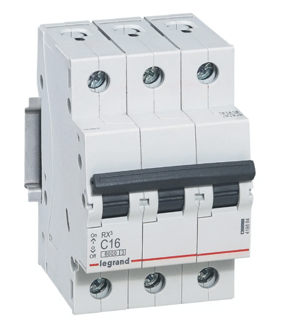 INTERRUPTOR AUTOMATICO C16 16A 6KVA 3 POLOS 23W09 2CUT 65UC K030 LEGRAND